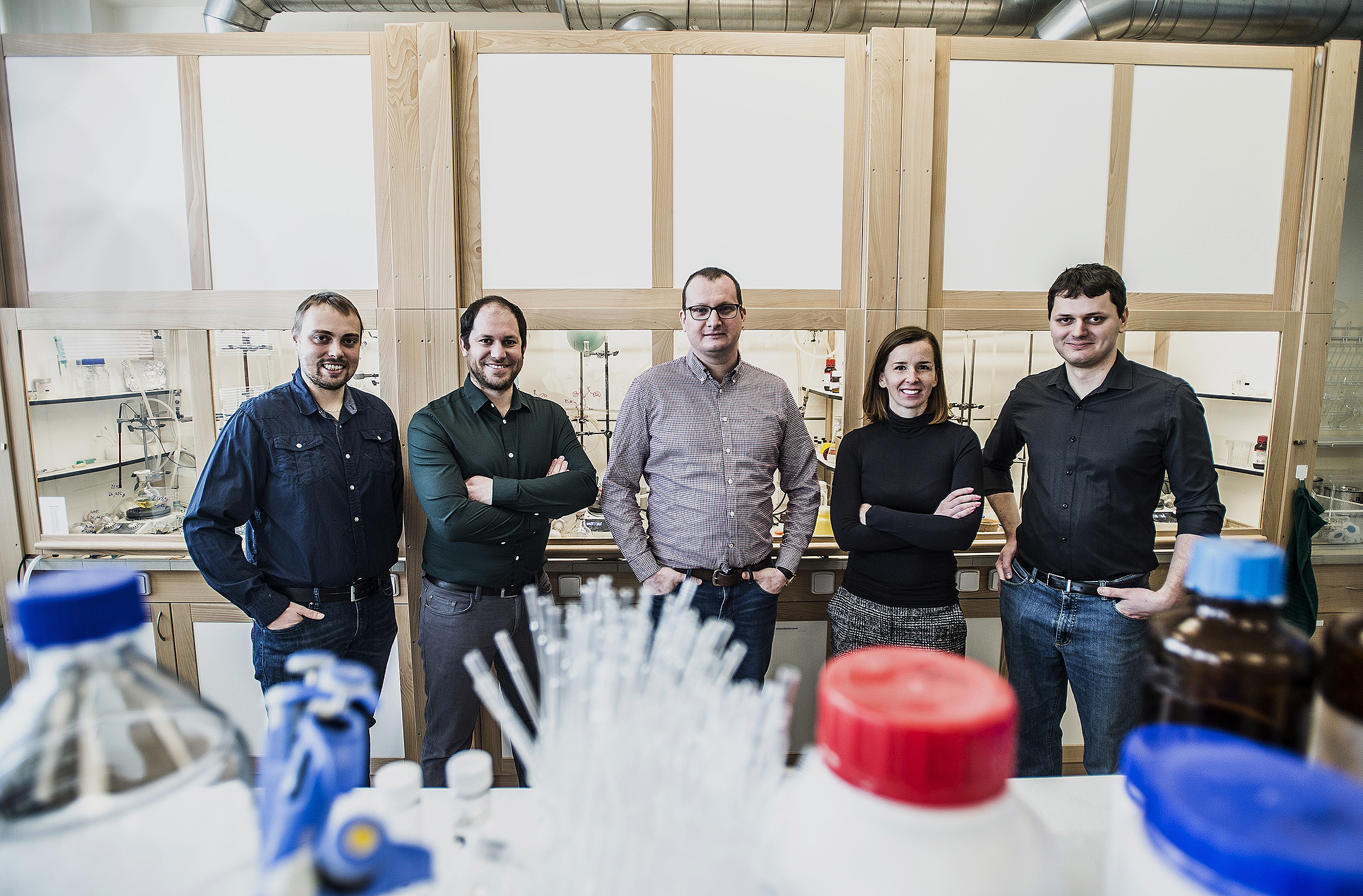 Team of Santiago Lab- contract research organization focusing on custom synthesis